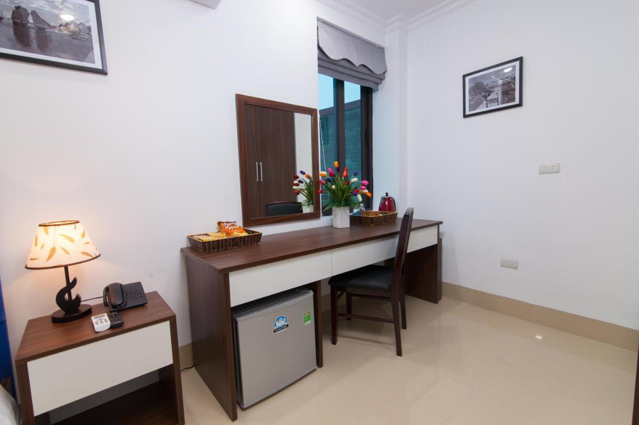 Hanoi Luxury House & Travel Екстериор снимка