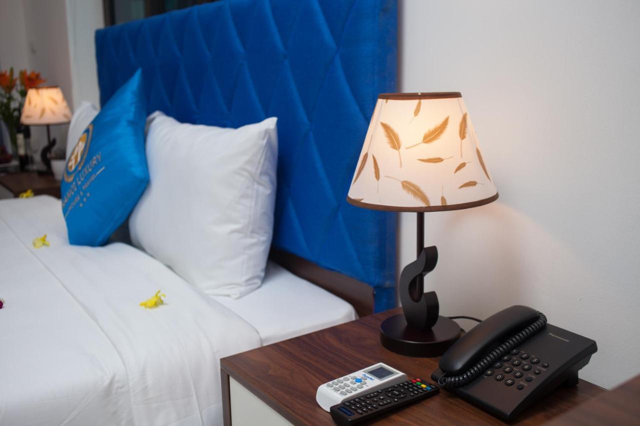 Hanoi Luxury House & Travel Екстериор снимка